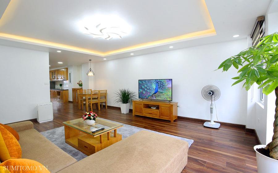 Căn hộ 1 ngủ cho thuê phố Kim Mã, view đẹp, đầy đủ tiện nghi