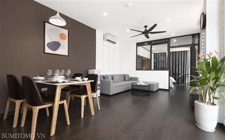 Serviced apartment for rent in Lieu Giai Street, near the Japanese embassy, west lake, city view 3